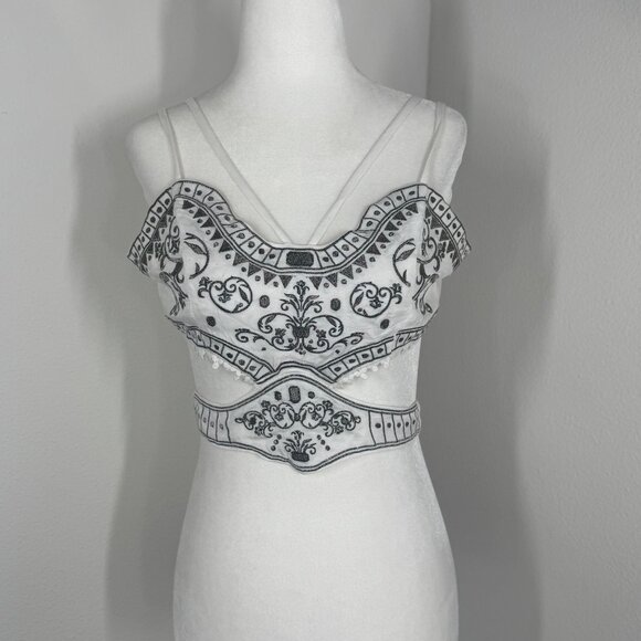 The Jetset Diaries Santorini Cut Out Crop Top XS White Black Embroidered - Picture 1 of 13